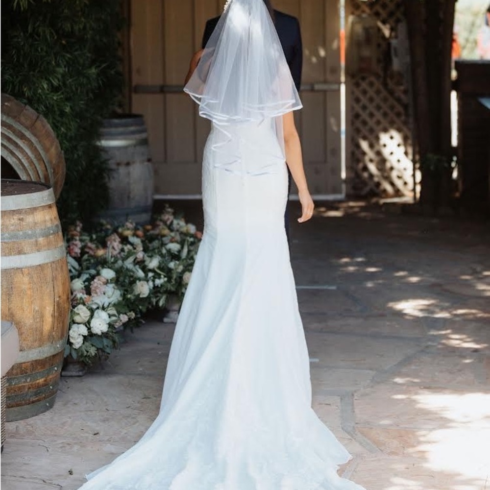 Angel Rivera 'Dawn (Kinsley James exclusive) Wedding Dress - Picture 5 of 5
